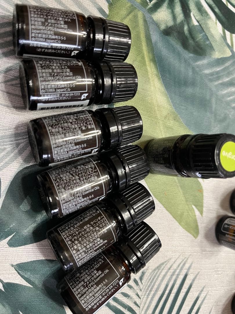 感情オイル 新品未開封3本と3本開封済doTERRA エッセンシャルオイルセット