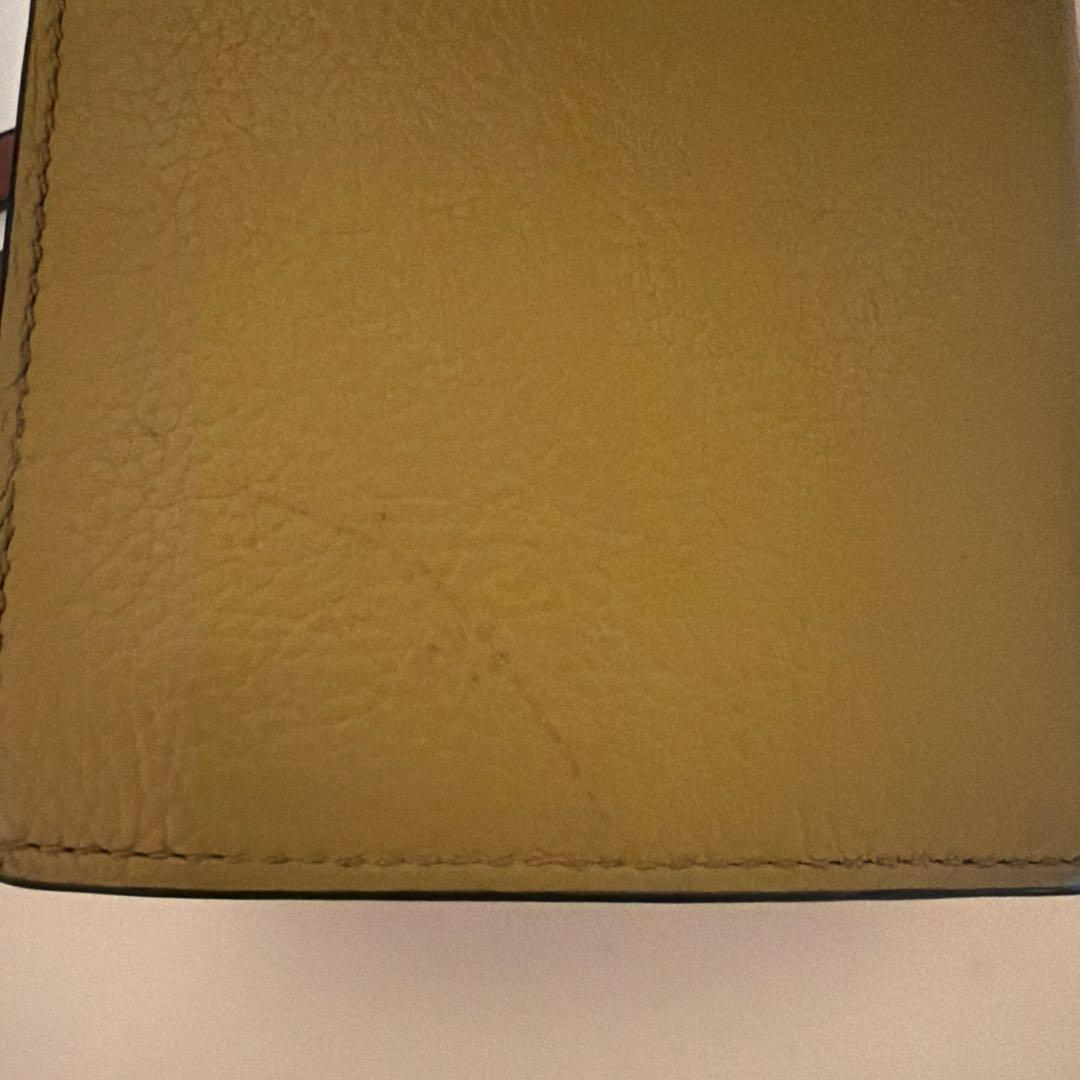 LOEWEロエベ　イエロー二つ折り財布