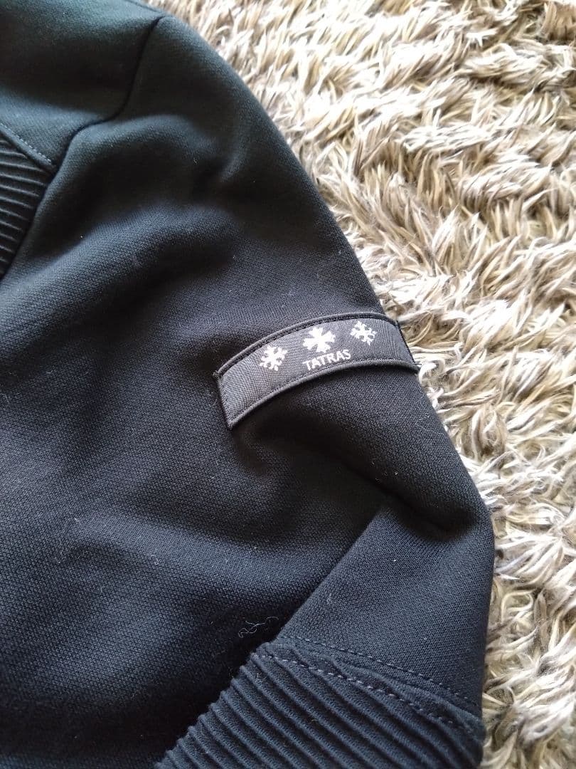 TARTUS ブラック ジップアップジャージサイズS