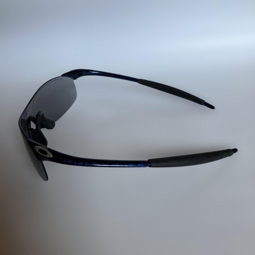 Oakley スポーツサングラス フレーム　ブルー地に黒柄