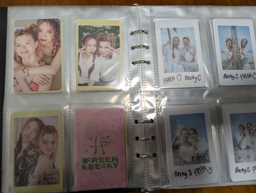【値下げ】FreenBecky　中国雑誌20冊　チェキカード　ポスター