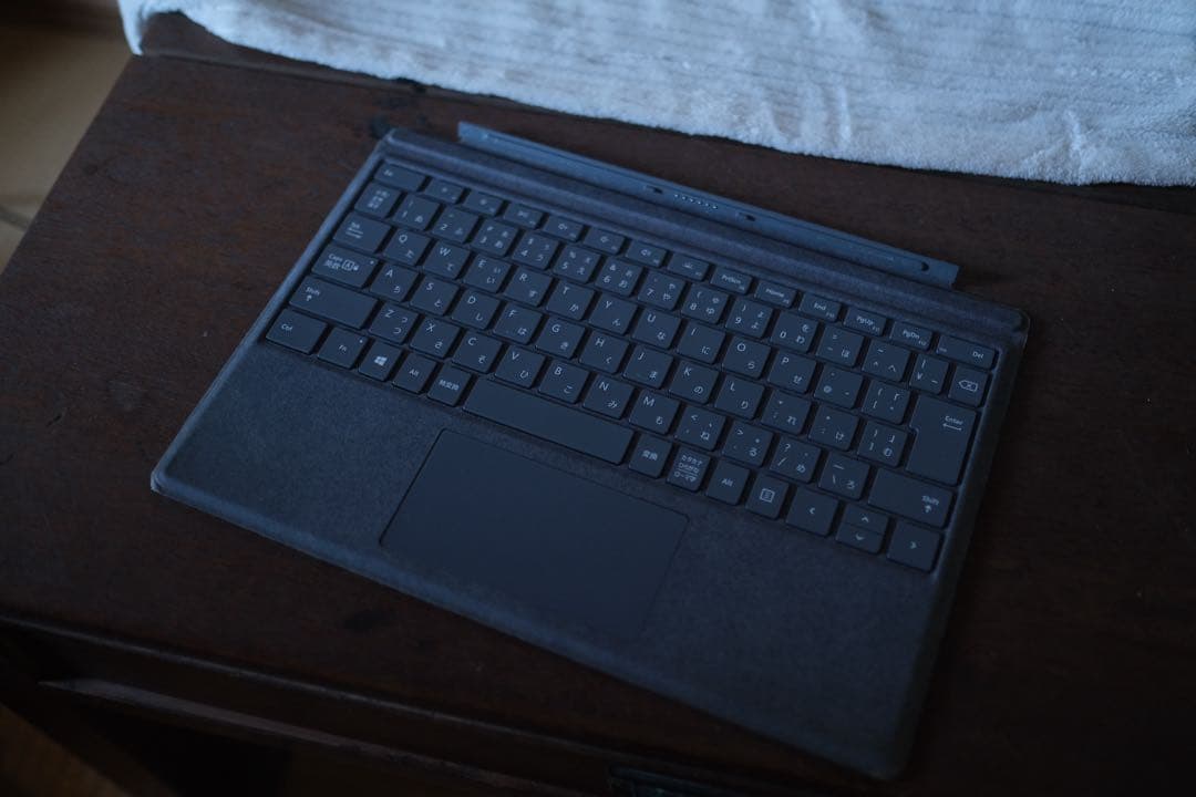 Surface Pro 6 タイプカバーケース・充電器