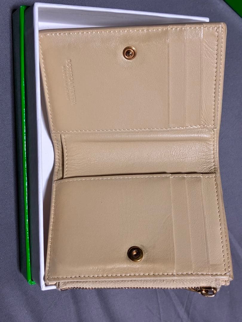 ボッテガヴェネタ 財布 bottega veneta ベージュ