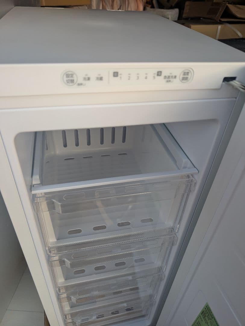 アイリスオーヤマ　冷凍庫　80L　KUSN-S8D-W　2025年式