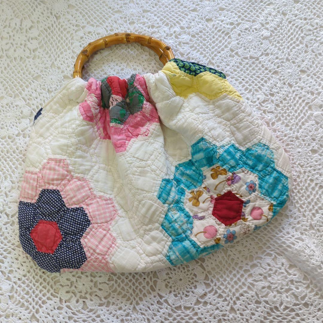 ヴィンテージキルトリメイク　グラニーバック　　ハンドメイド