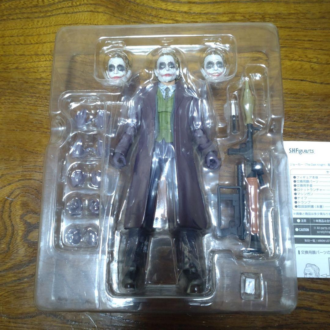 S.H.フィギュアーツ ダークナイト ジョーカー
