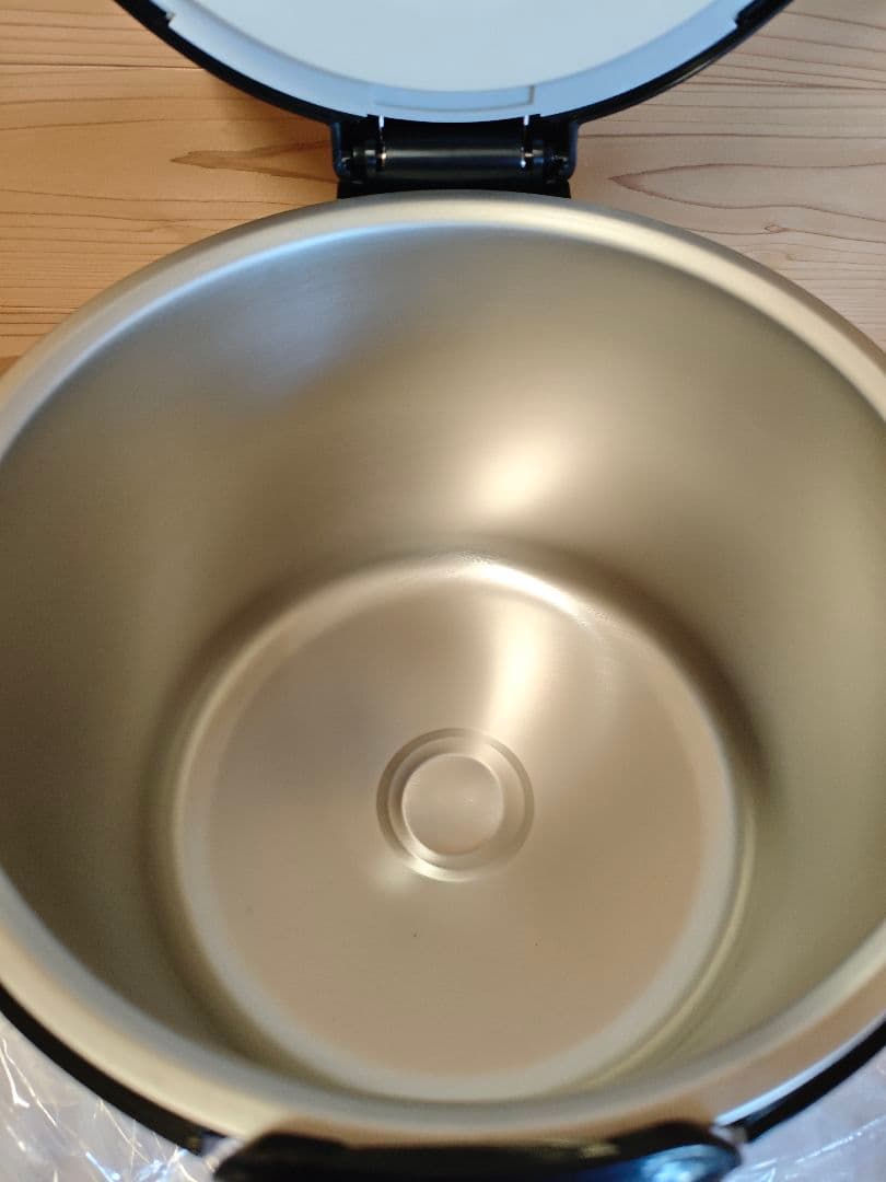 【未使用】サーモス　真空保温調理器　シャトルシェフKPF-5000(5.0L)