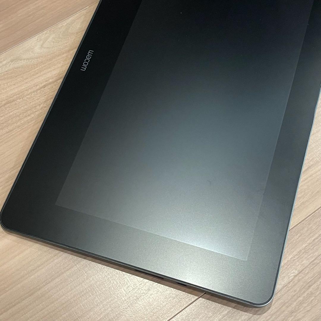 Wacom Cintiq Pro 13 DTH-1320 ワコム　液タブ