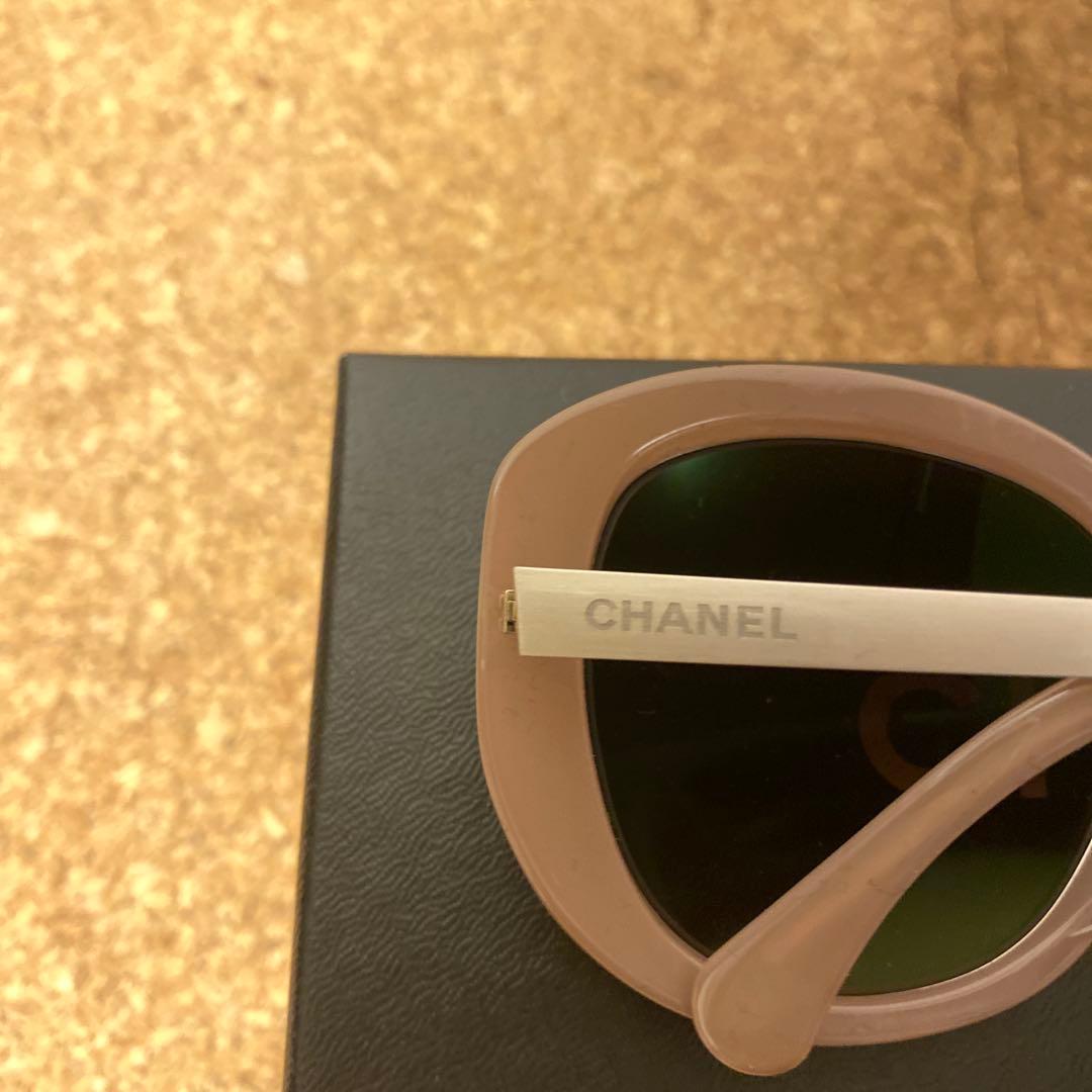 CHANEL クリアピンク サングラス