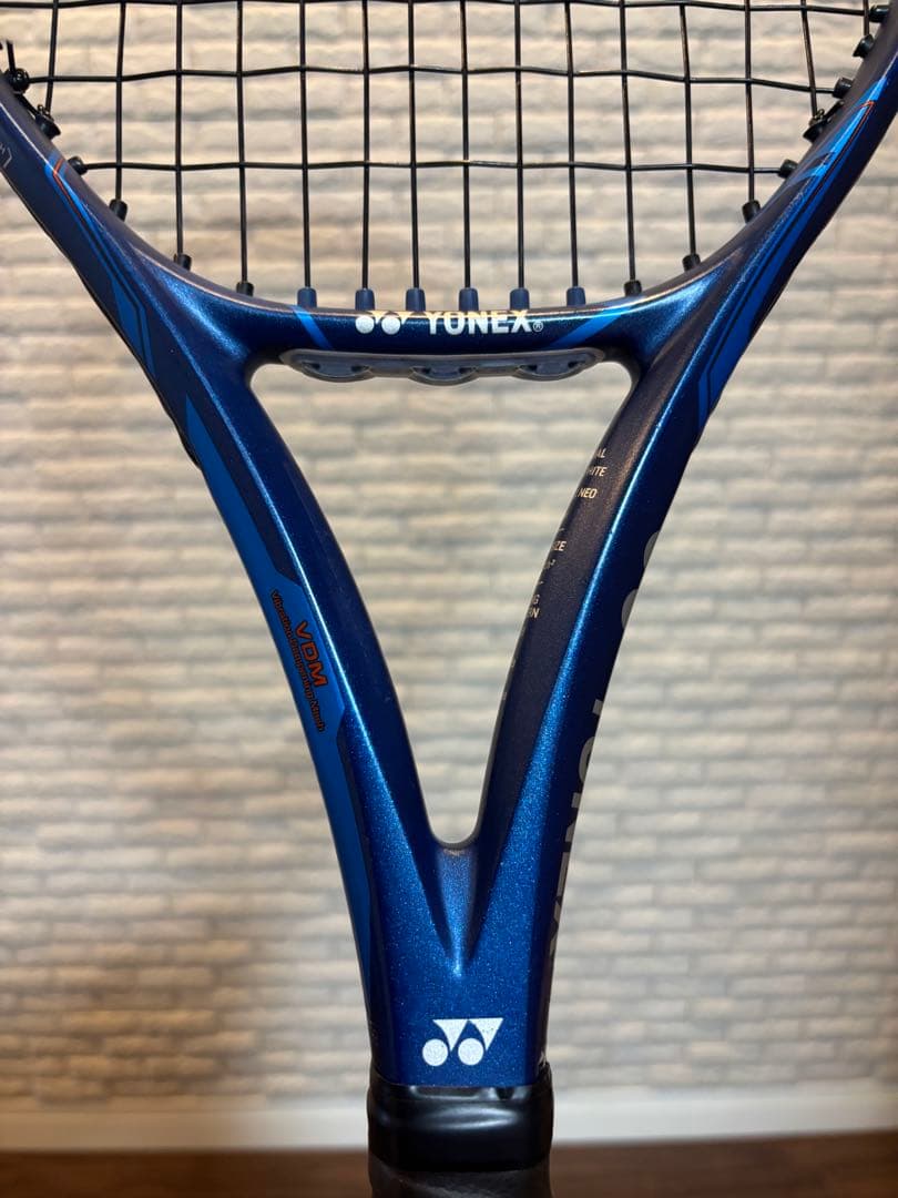 【軽量•初心者向け】YONEX EZONE FEEL テニスラケット