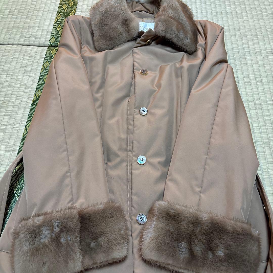 Harrodsベージュファーロングコート
