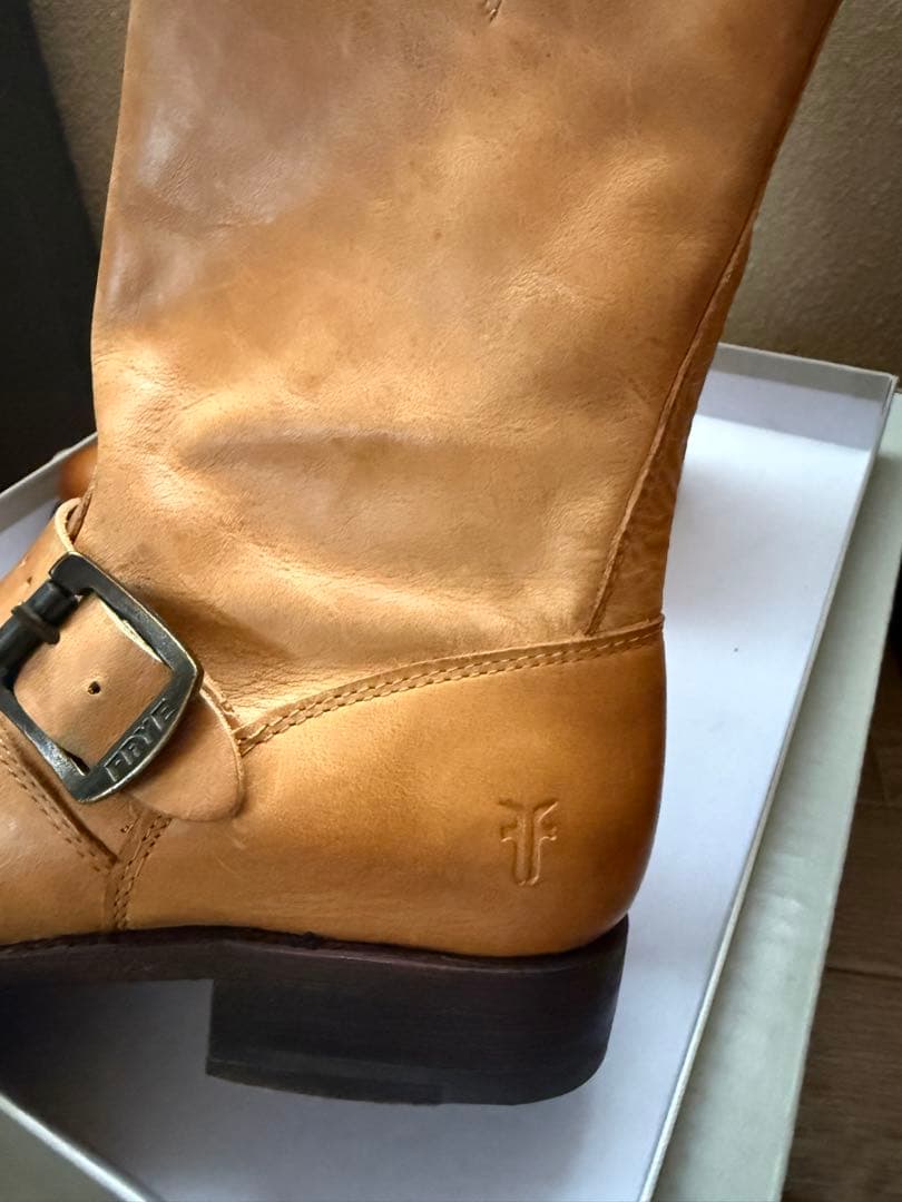 【値下げしました】FRYE レディースブーツ【VERONICA SHORT】