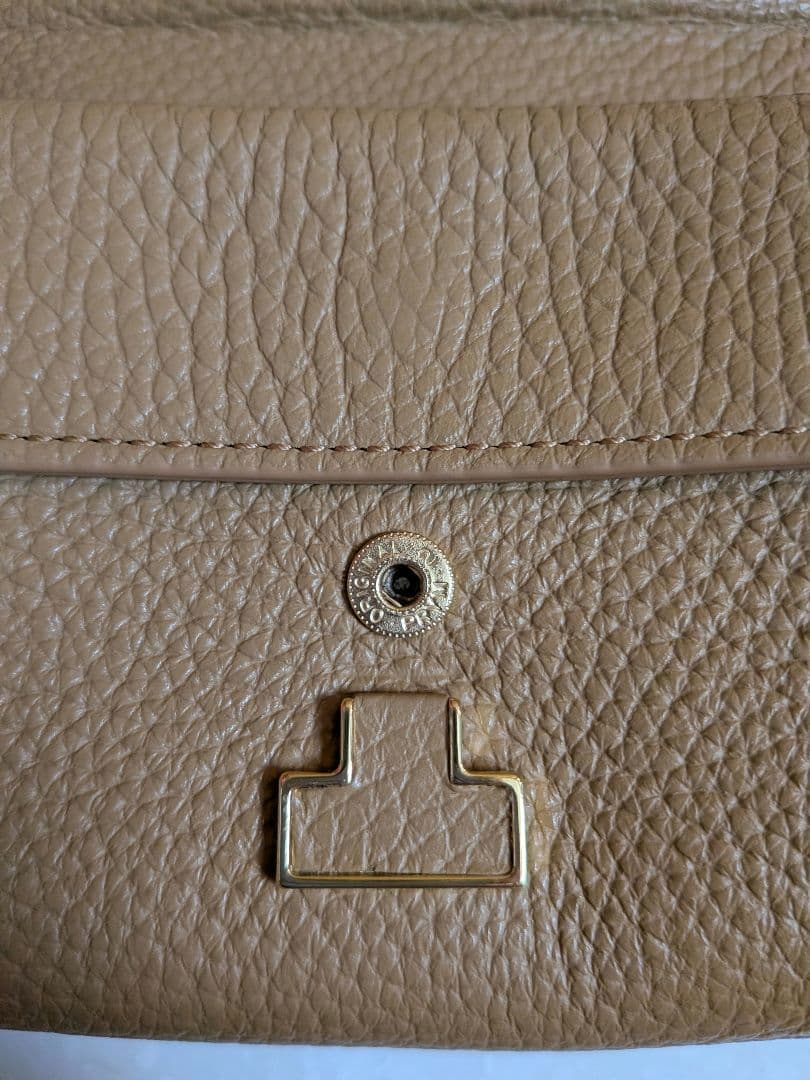 美品 定価42900円 IACUCCI アバウォレット CERVO イアクッチ