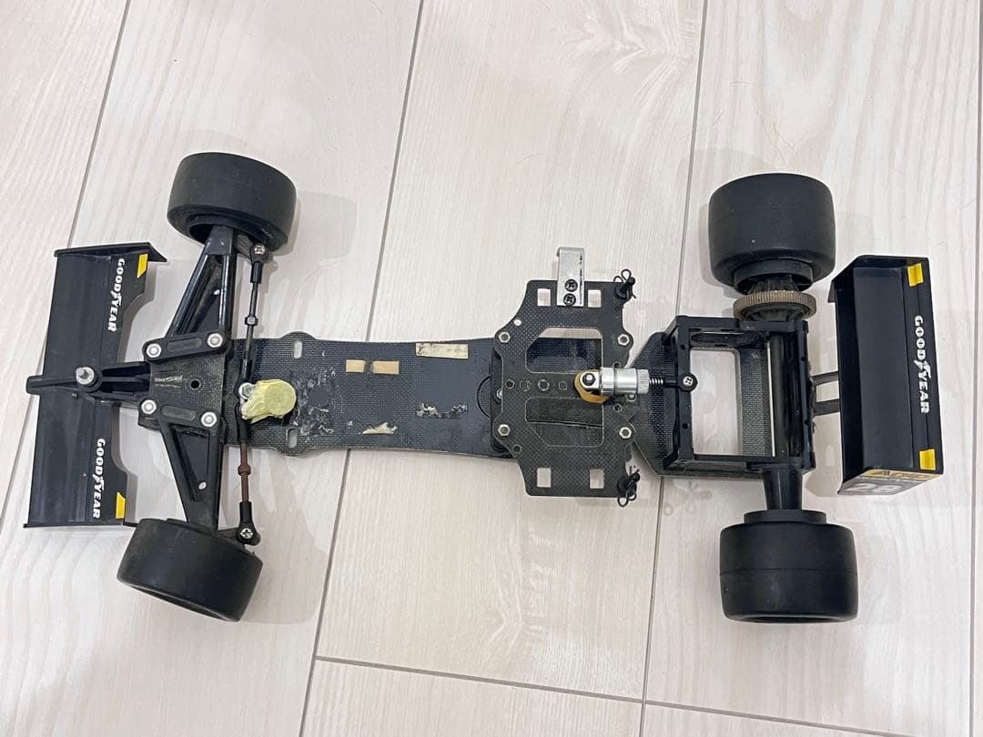 希少? タミヤ　F101 シャーシ