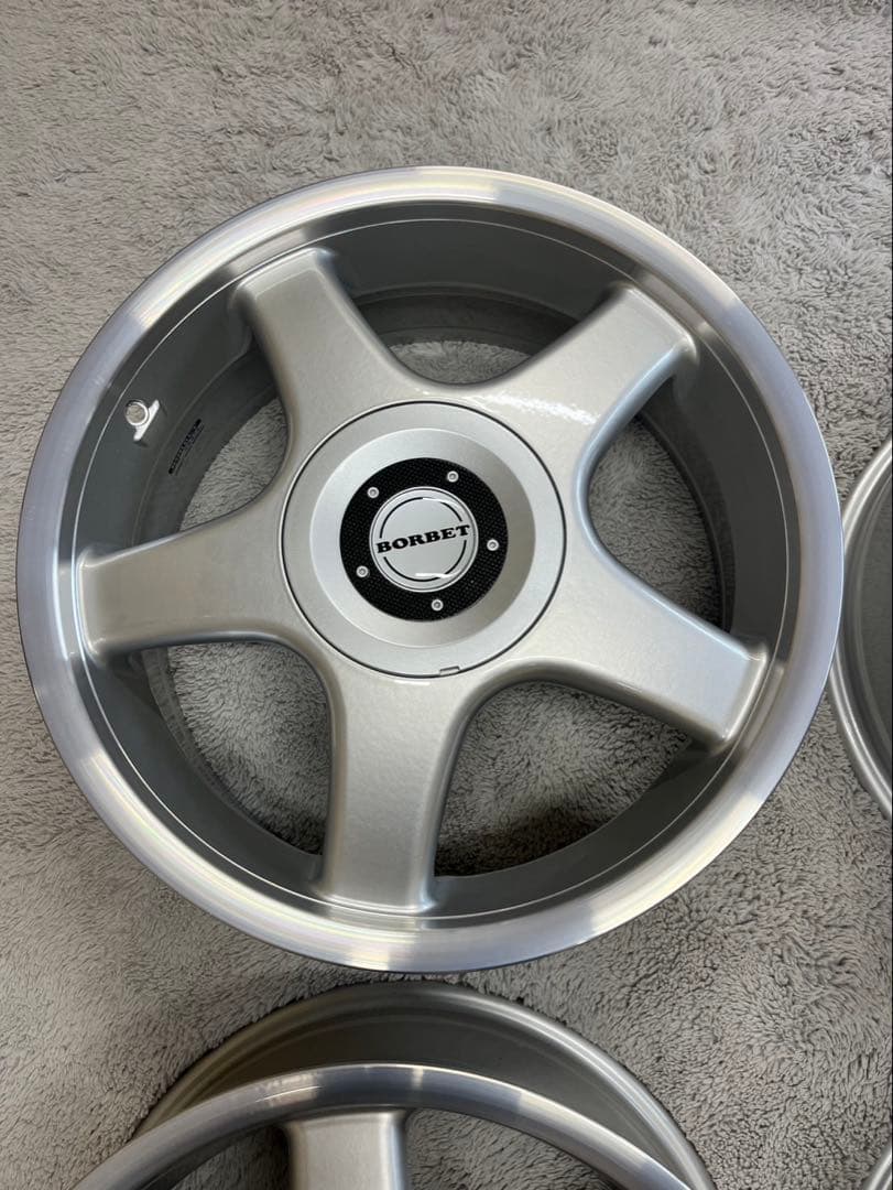 新品未使用品BORBET ボーベット17インチ 7J +35 PCD100 5穴