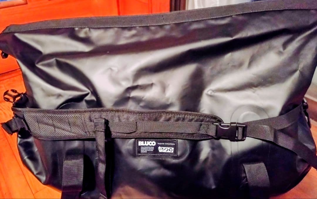 BLUCO ダッフルバッグ （防水ターポリン） 大型70L
