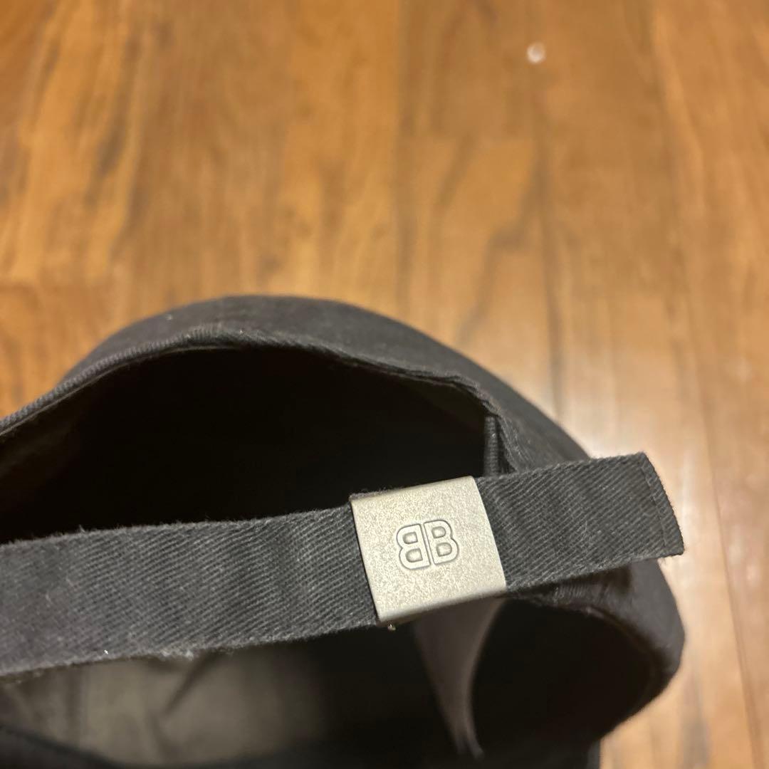 バレンシアガ　BALENCIAGA キャップ