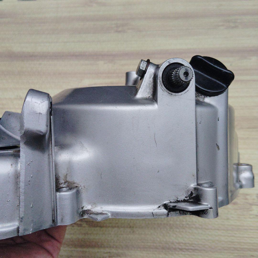 【絶版】SUZUKI　RGV250ガンマ　クランクケースカバー　VJ22A