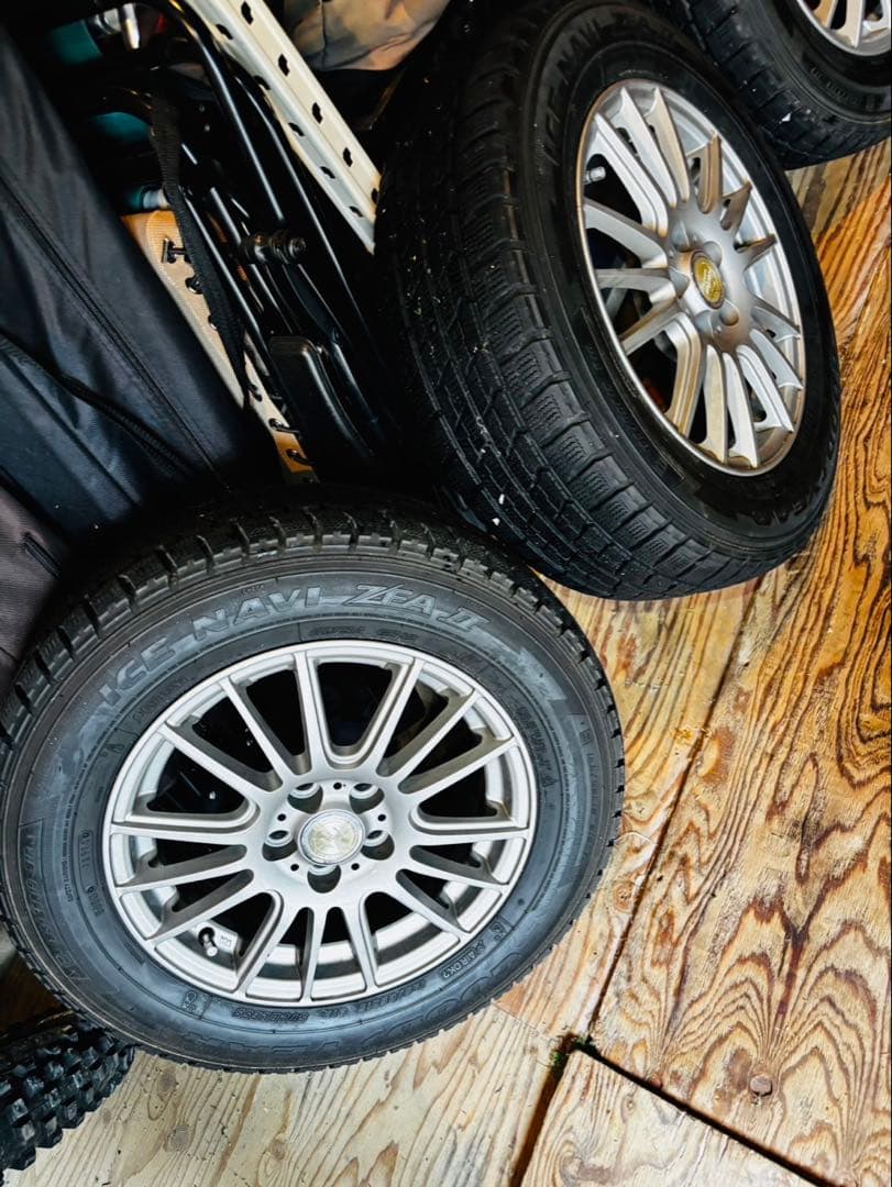 崑崙人さん専用 プリウス　タイヤホイールセット スタッドレス　195/65R15