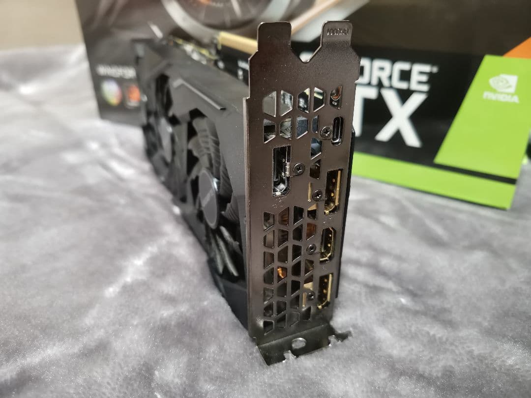 GeForce RTX 2070 8G GIGABYTE 3ファン 非マイニング
