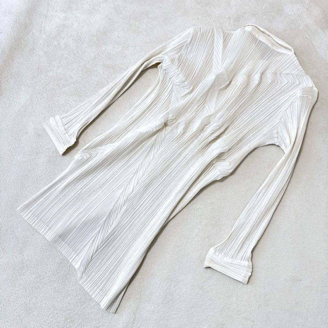 ISSEY MIYAKE 変形　立体　プリーホワイト　ロングカーディガン