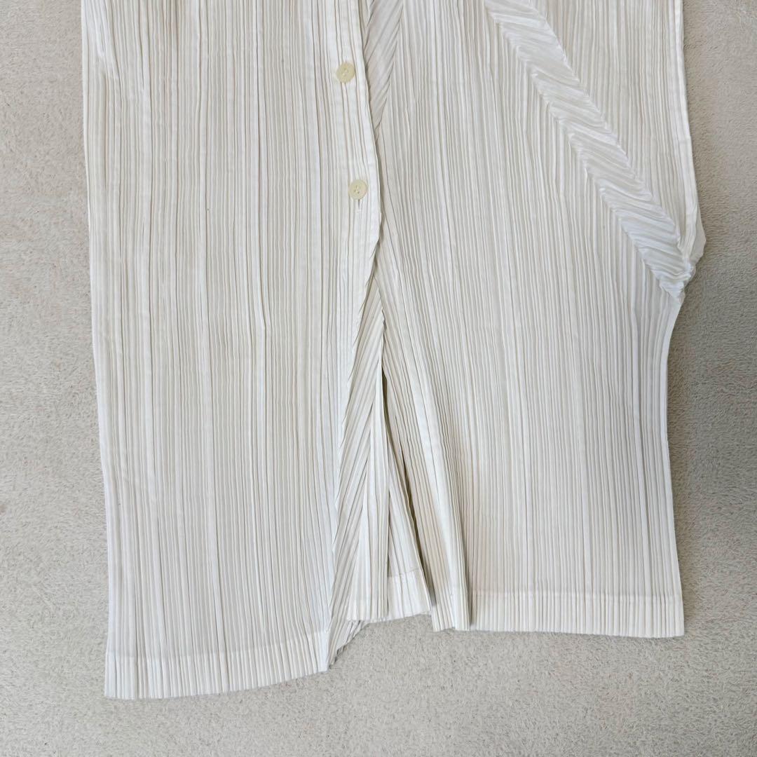 ISSEY MIYAKE 変形　立体　プリーホワイト　ロングカーディガン