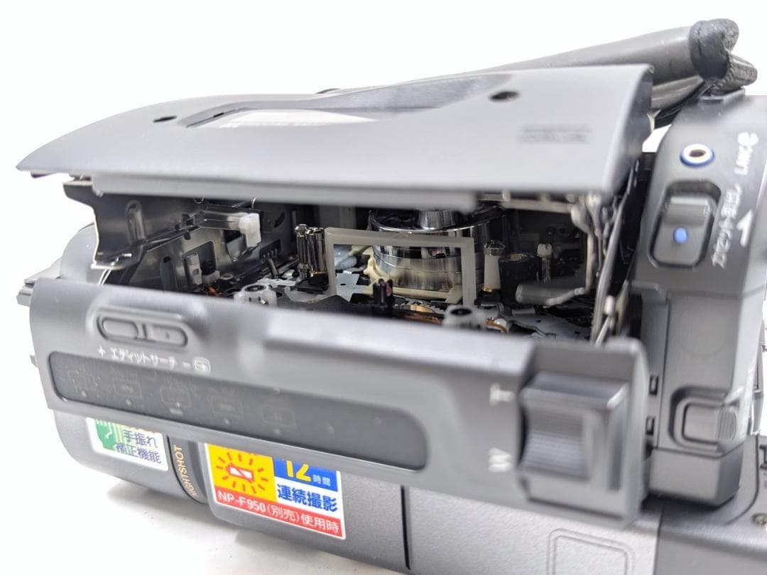 8mmテープのダビングに！ SONY ビデオカメラ CCD-TRV45