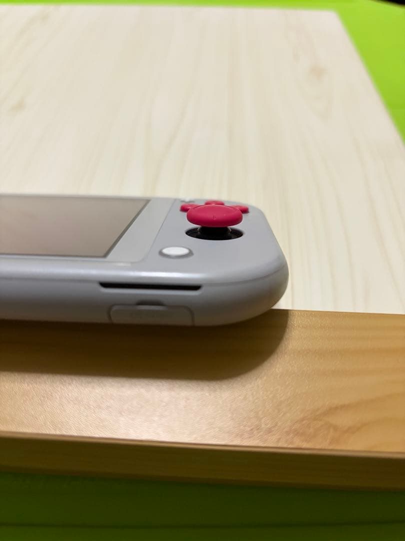 Nintendo Switch Lite ポケモンデザイン ザシアンザマゼンタ