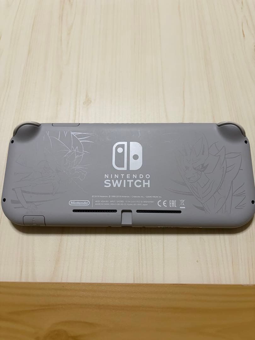Nintendo Switch Lite ポケモンデザイン ザシアンザマゼンタ