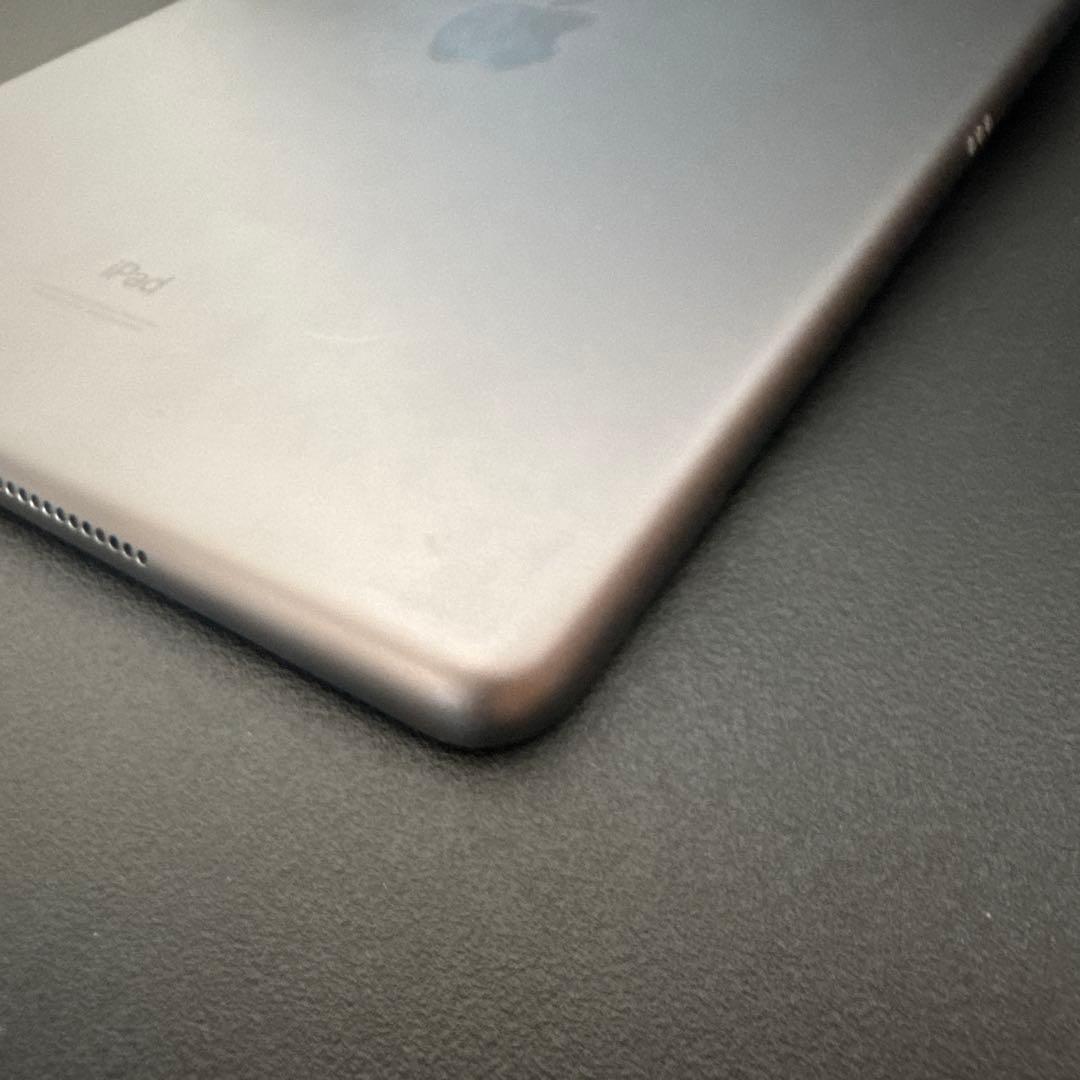 iPad 第9世代　Wi-Fiモデル　64GB アップルペンシル　充電器　箱付き