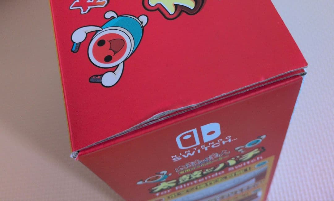 太鼓の達人Nintendo SWITCH【ソフトと太鼓・バチのセット】紙箱あり