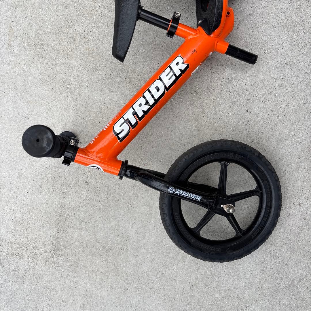 ストライダースポーツモデル　オレンジ