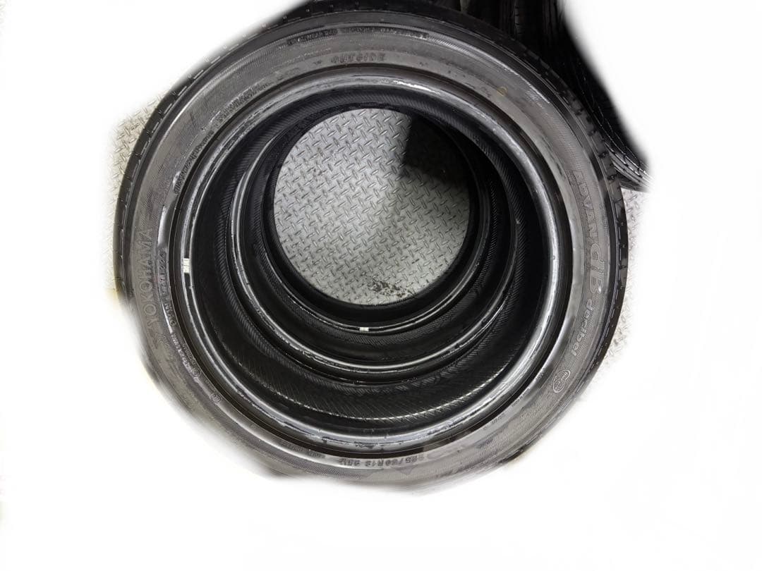 225/50R18 タイヤ　3本