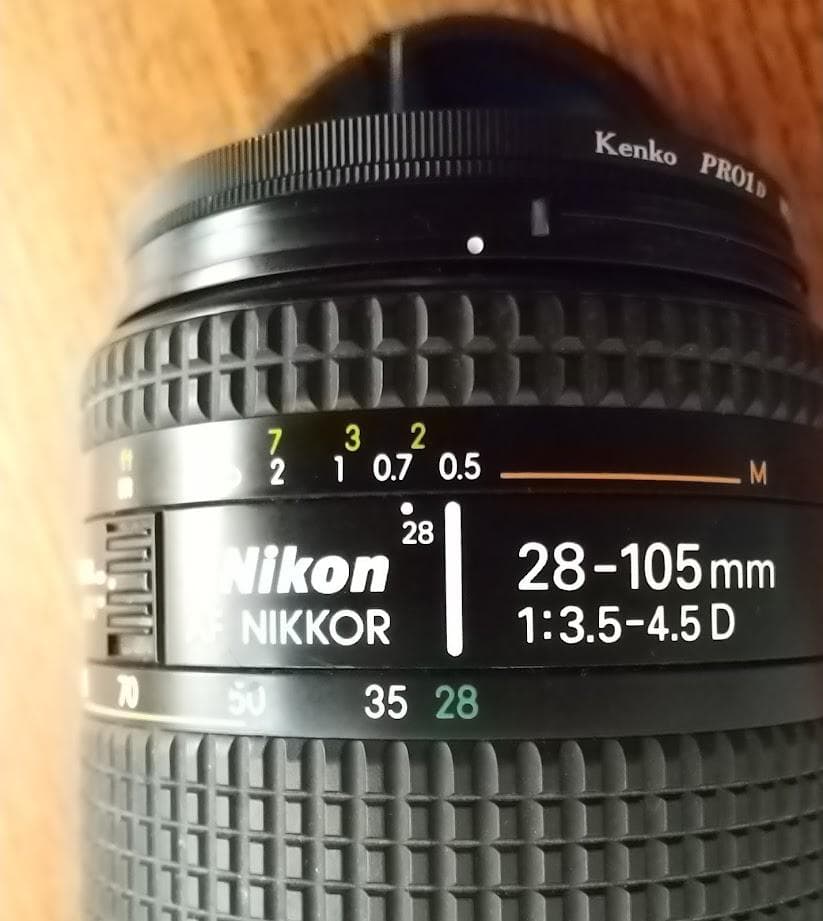 Nikon 　D70s　＋ Nikon AF NIKKOR 28-105mm