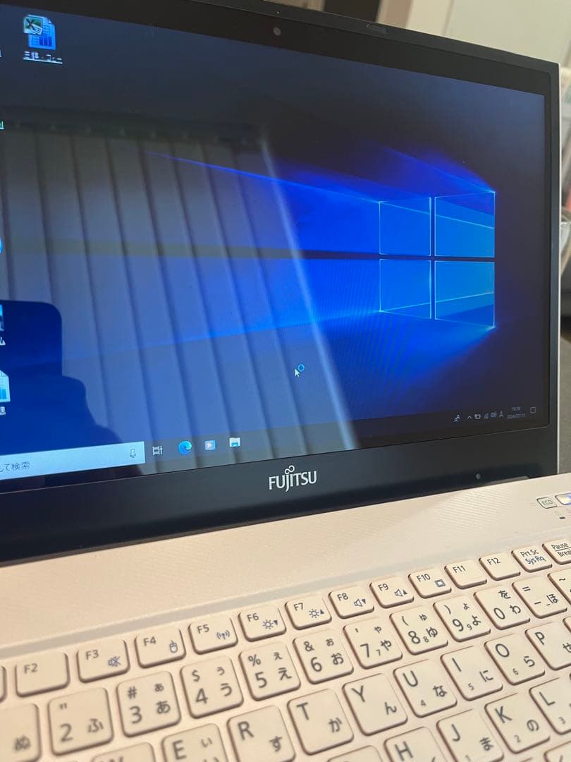 u*a様 LIFEBOOK SH54／J FMVS54JL1W