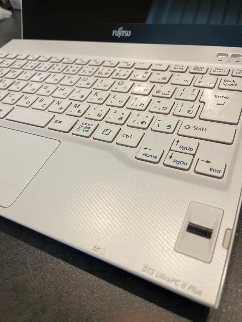 u*a様 LIFEBOOK SH54／J FMVS54JL1W
