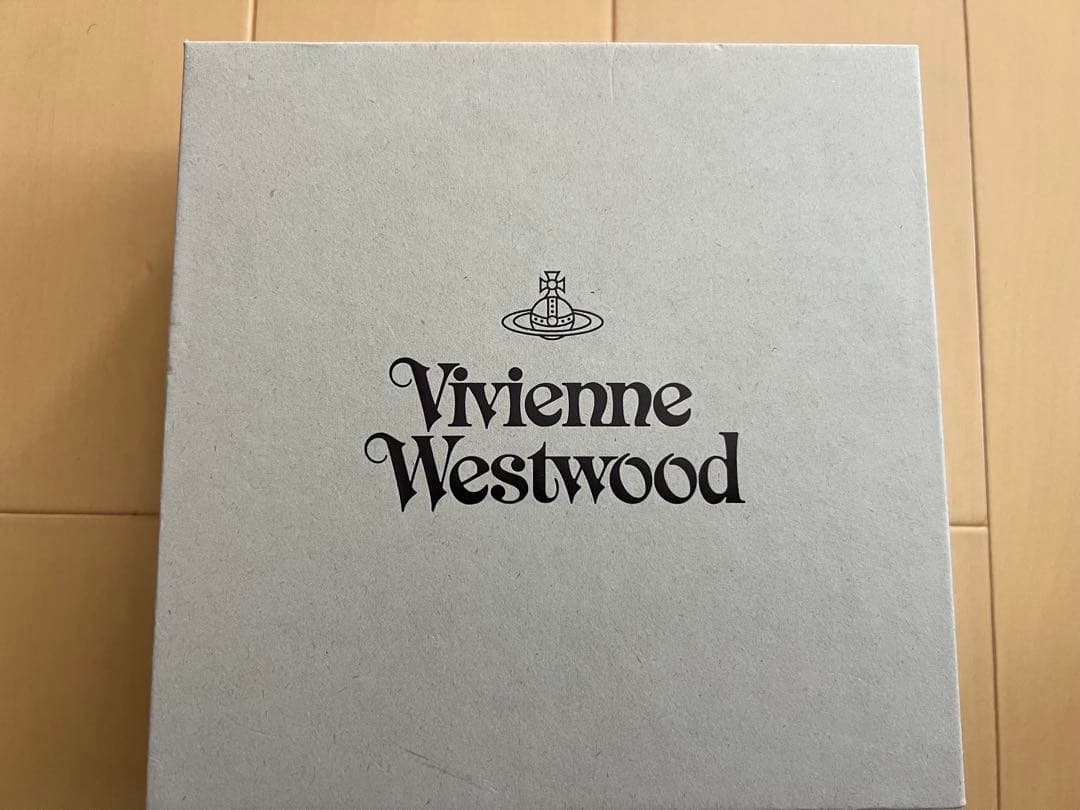 Vivienne Westwood 二つ折り財布 ピンク オンライン限定