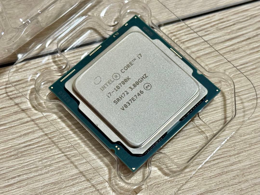 【美品】intel corei7 10700k
