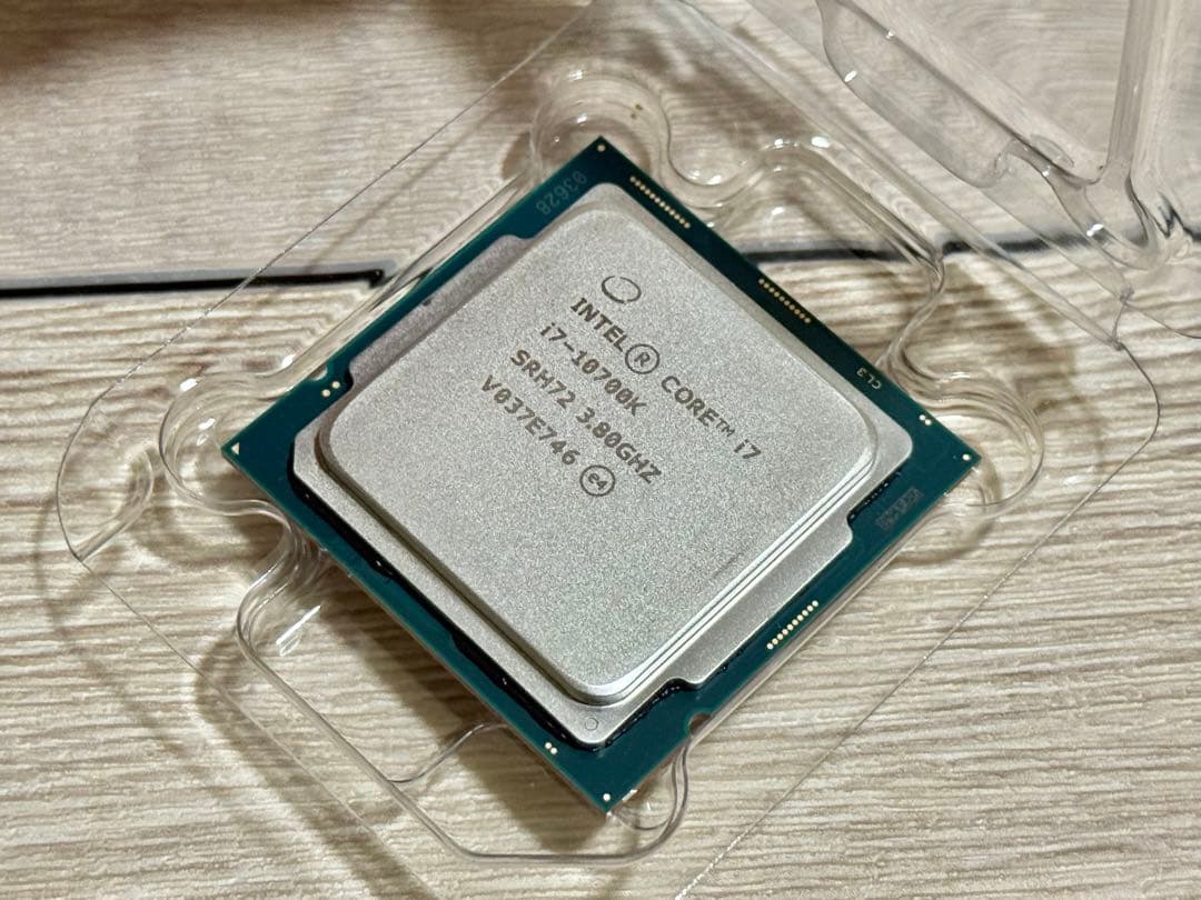 【美品】intel corei7 10700k