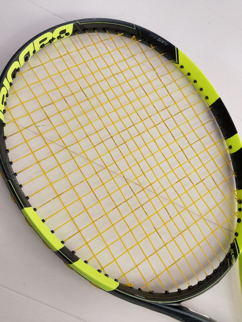 値下げ　バボラ　ピュアエアロ　Babolat 新品