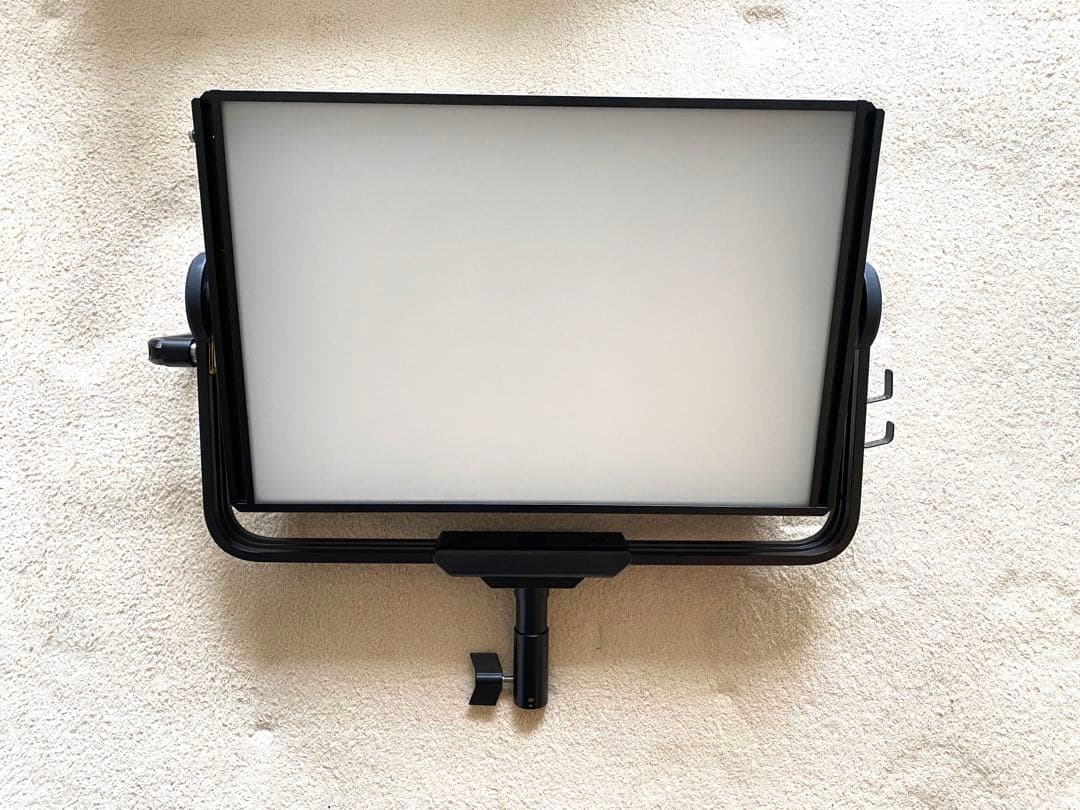 Aputure(アプチャー) NOVA P300c 収納ケース付き
