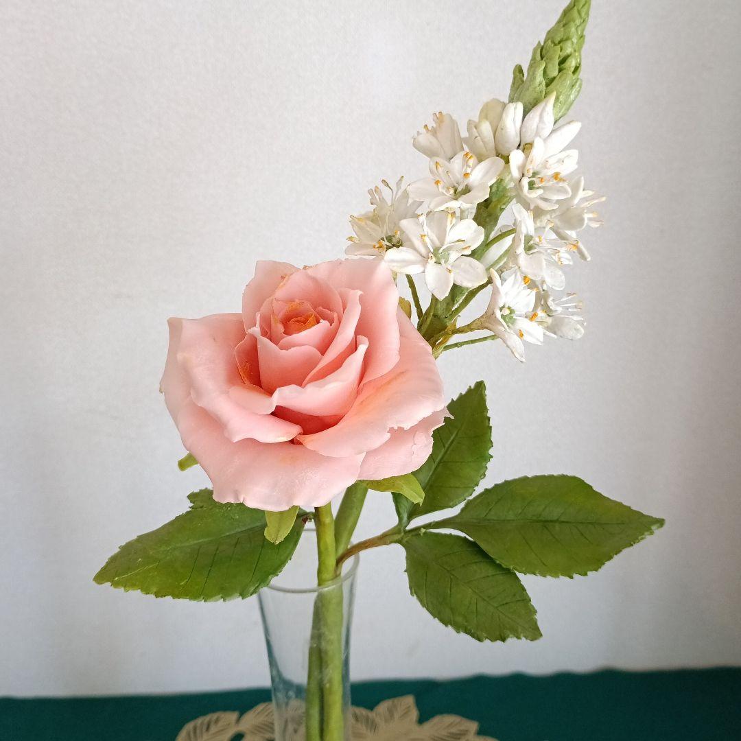 専用　トルコ桔梗　薔薇とオーニソガラム　アレンジメント　クレイフラワー