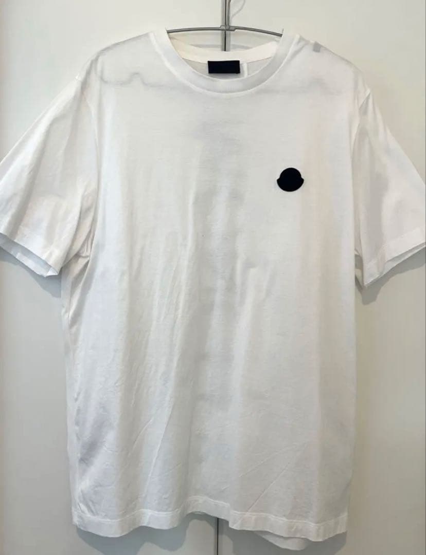 モンクレール ホワイトTシャツ半袖 入手困難モデル ラバーロゴ バックプリント