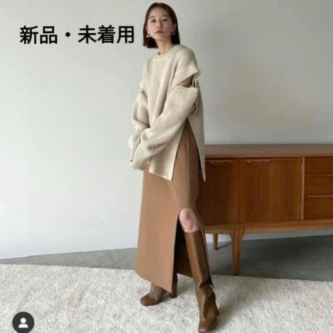 お*く様 CLANE SCOOP LINE SLIT SKIRT
