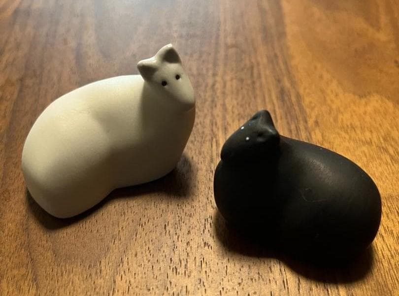 お値下げ( 希少）アラビア ヘルヤ　黒い羊と白い羊の二匹