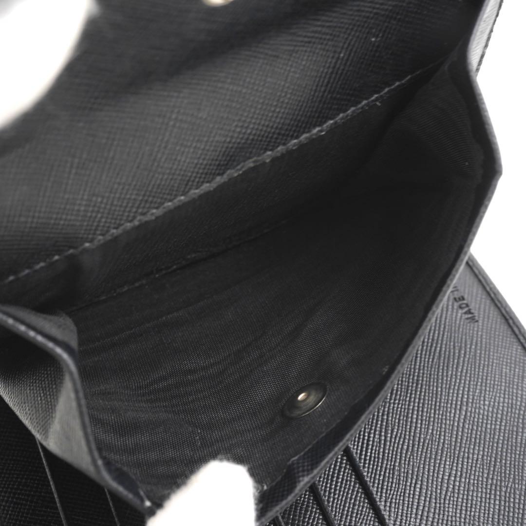 ✨未使用展示品✨　PRADA ミニ財布　サフィアーノレザー　三角プレート　黒色