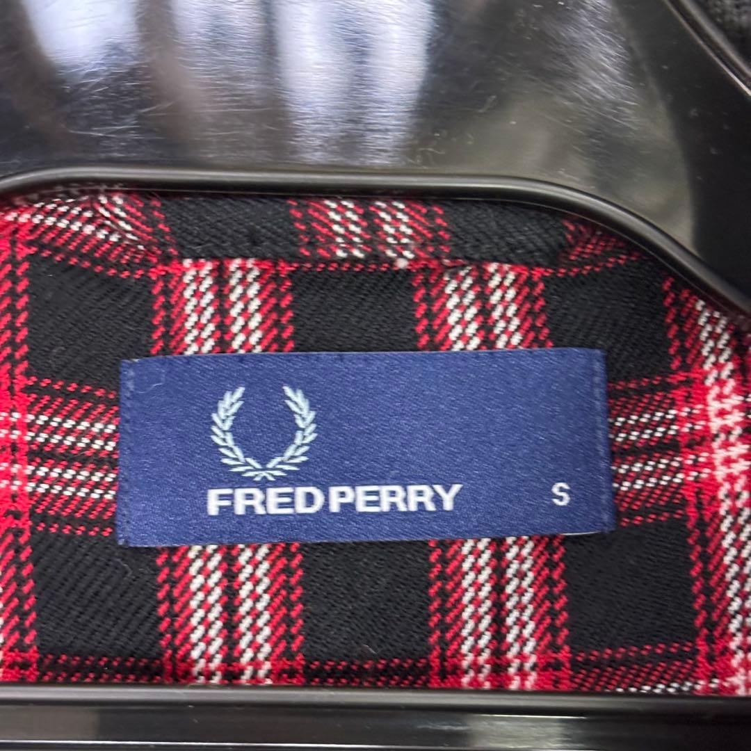 美品　FRED PERRY グレー スイングトップ　ウール　ジャンパー Sサイズ