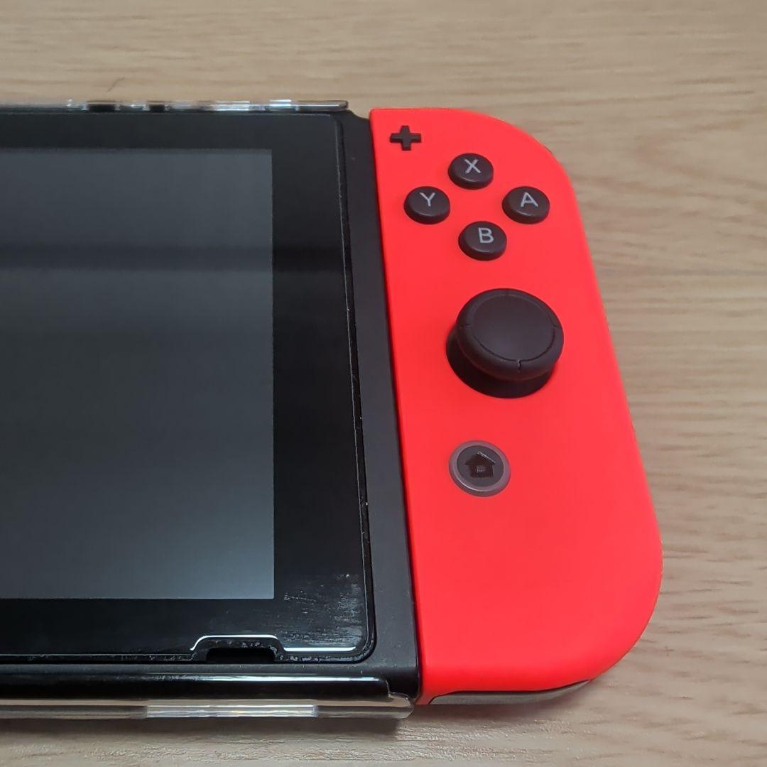Nintendo Switch本体 ネオンブルー・ネオンレッド