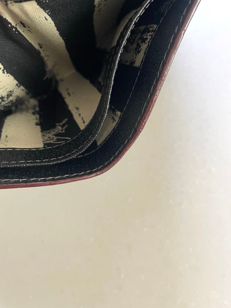 本革　ヴィヴィアンウエストウッド　 三つ折り財布 黒 ゴールドオーブ