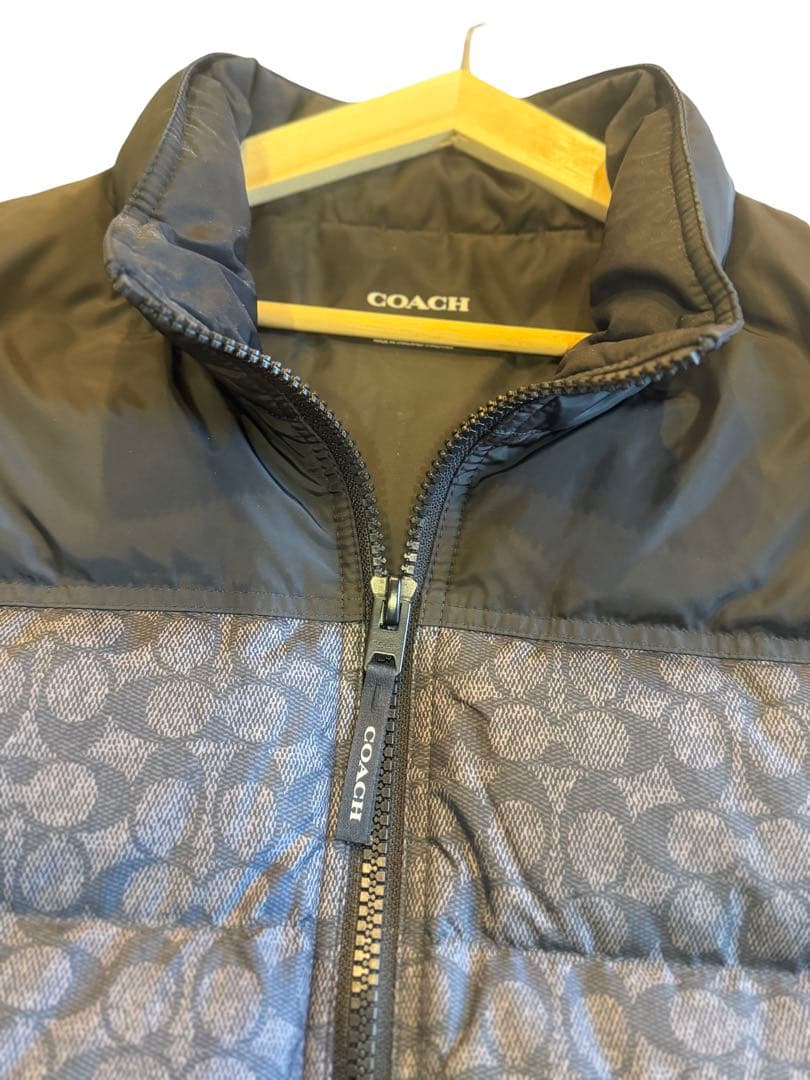 【極美品】COACH コーチ シグネチャー ダウンベスト ブラック×グレー L